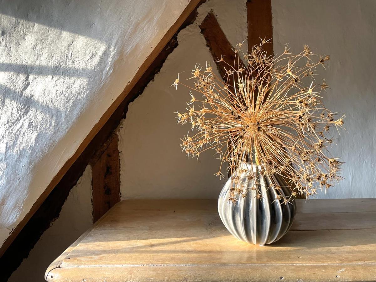 Buttercup Cottage, Hartest Екстериор снимка