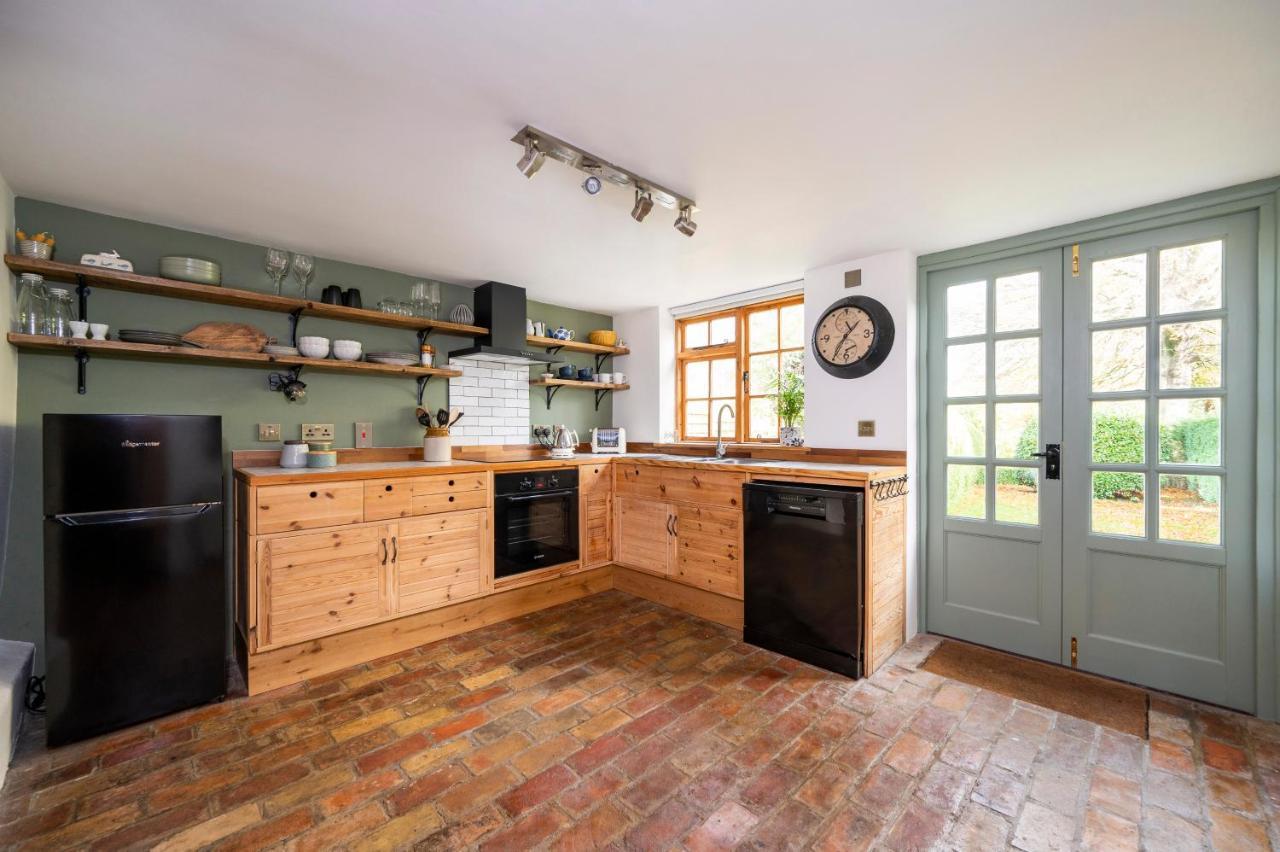 Buttercup Cottage, Hartest Екстериор снимка